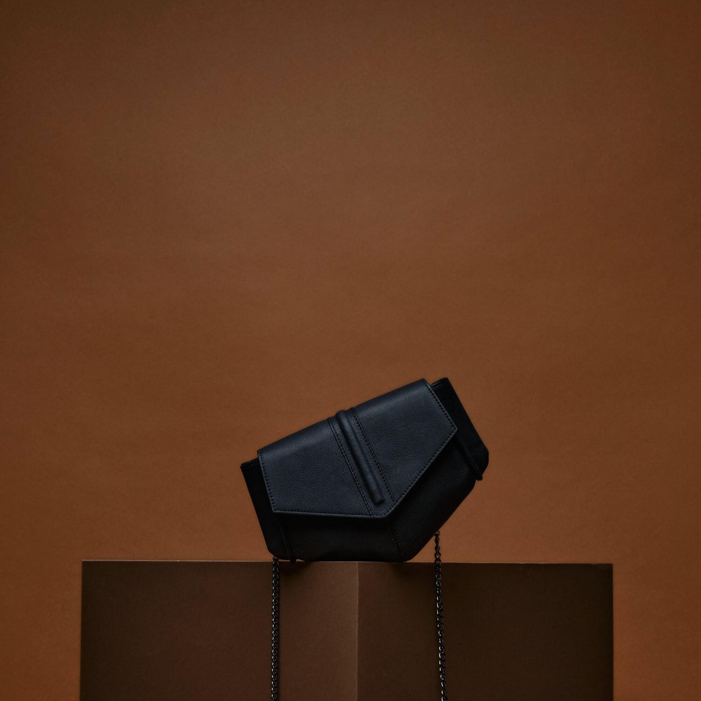 JOSEFINA BELTBAG BLACK